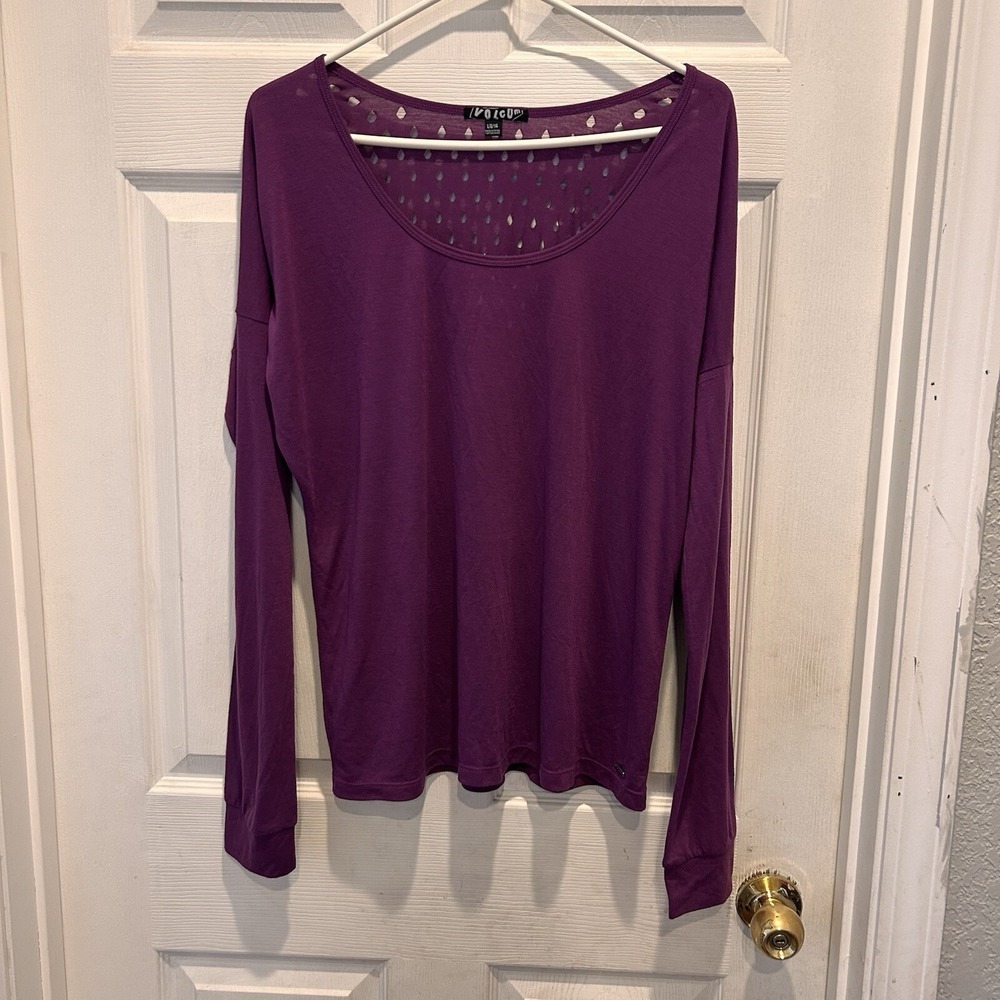Volcom Stone Splice LS Tee Purple Laser Cut Out Back Long Sleeve Top Large Beach